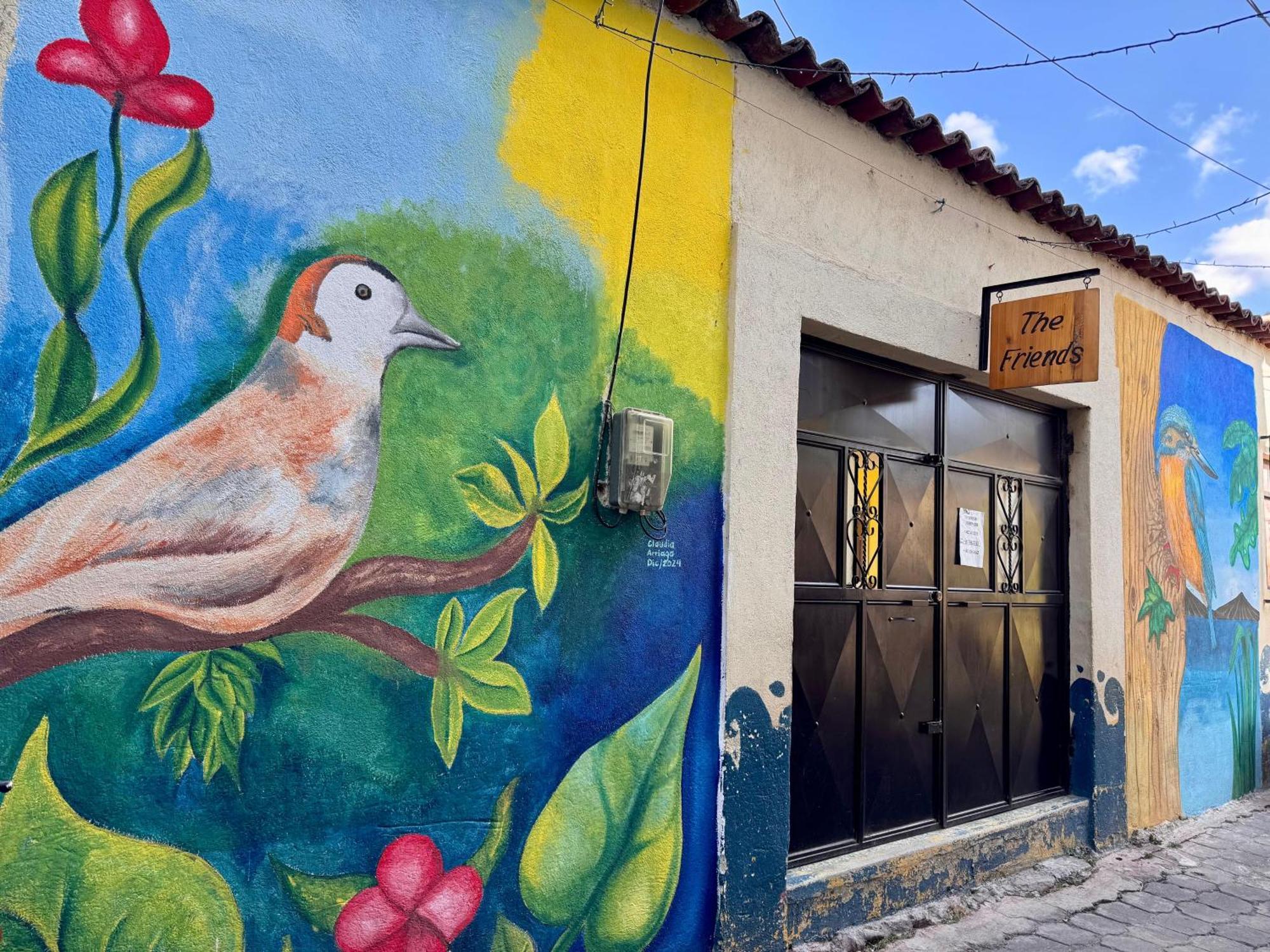 Hostal The Friends Panajachel Exterior foto